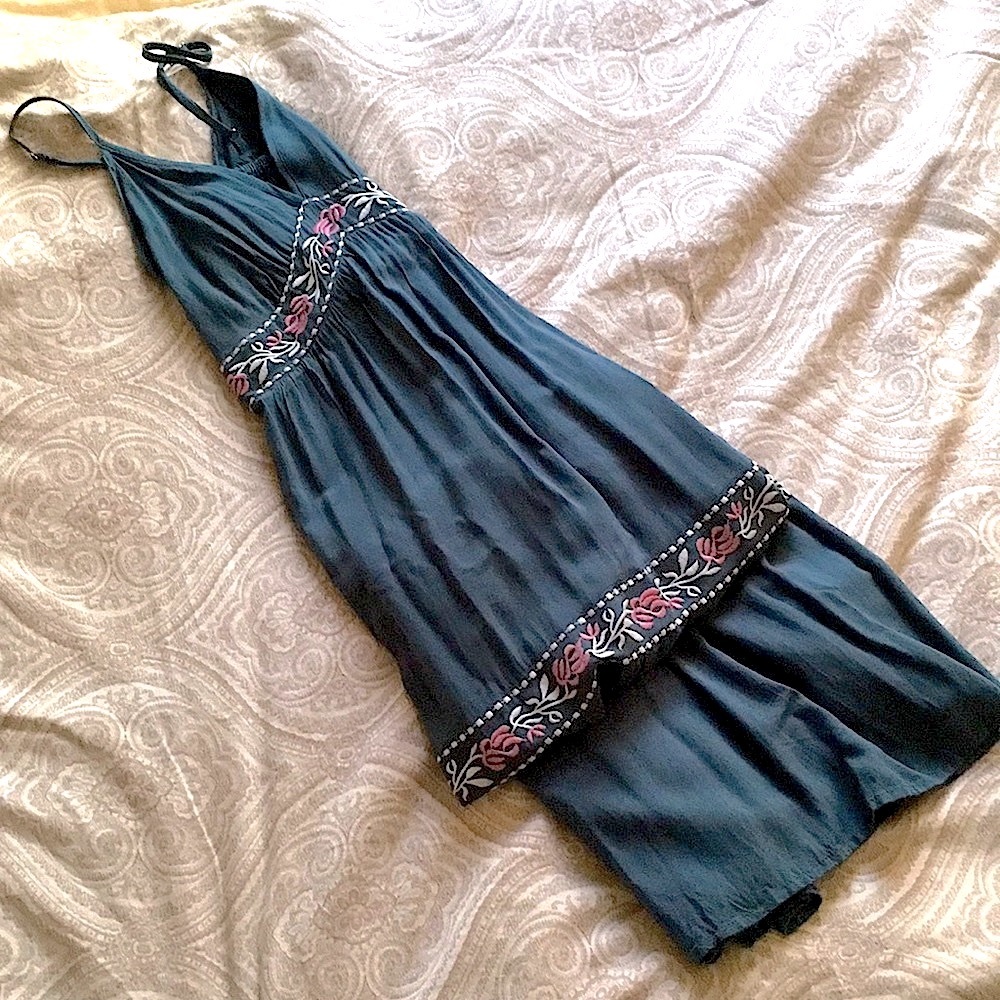 NWOT BOHO SUNDRESS DEEP TEAL WITH EMBROIDERED TRIM ACCENTS